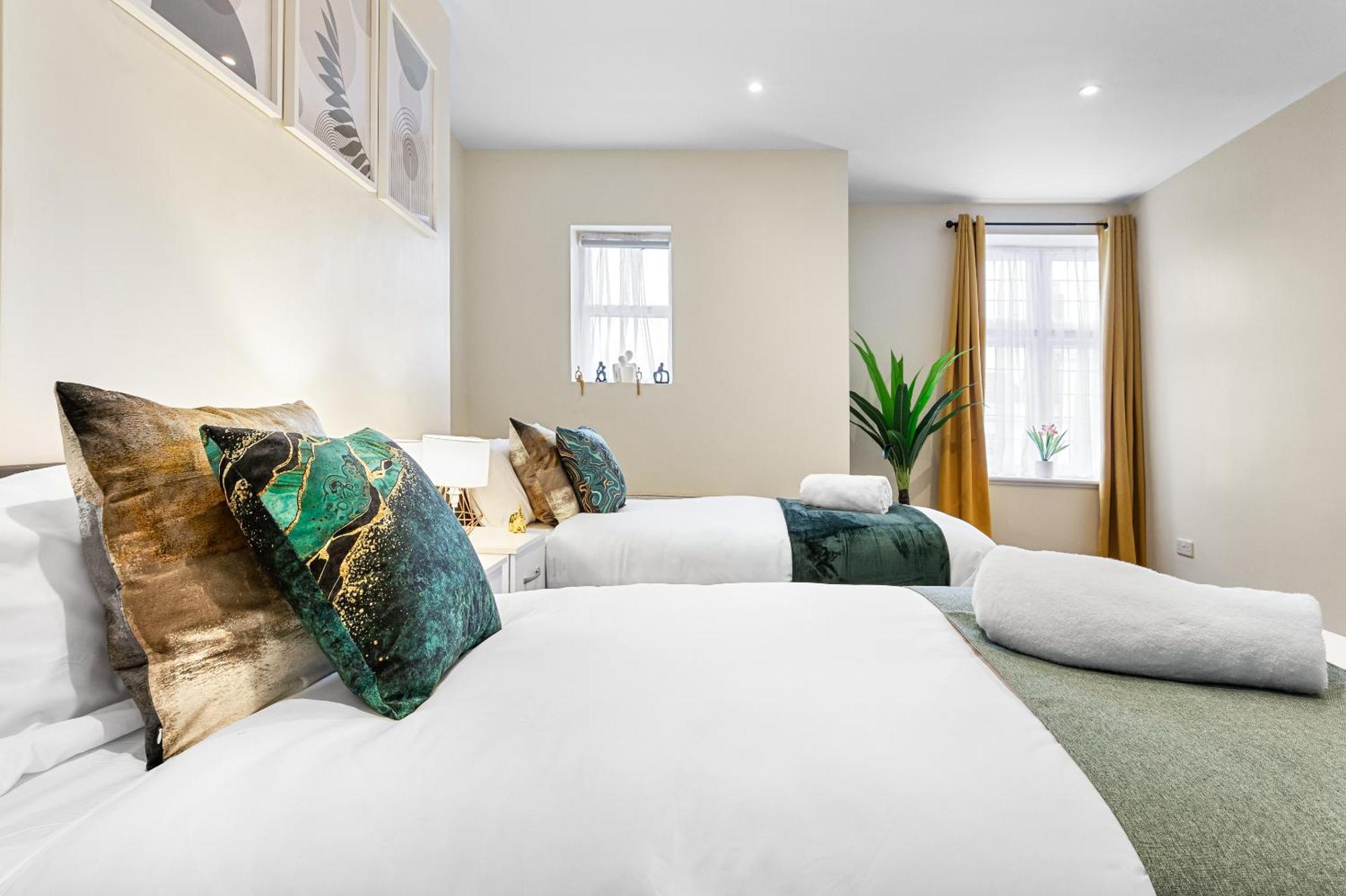 Elegant 2Br London Hideaway- King Bed, Sleeps 6 - Parking- Instant Book- 20 Percent Off Limited Time! Barnet Exterior foto