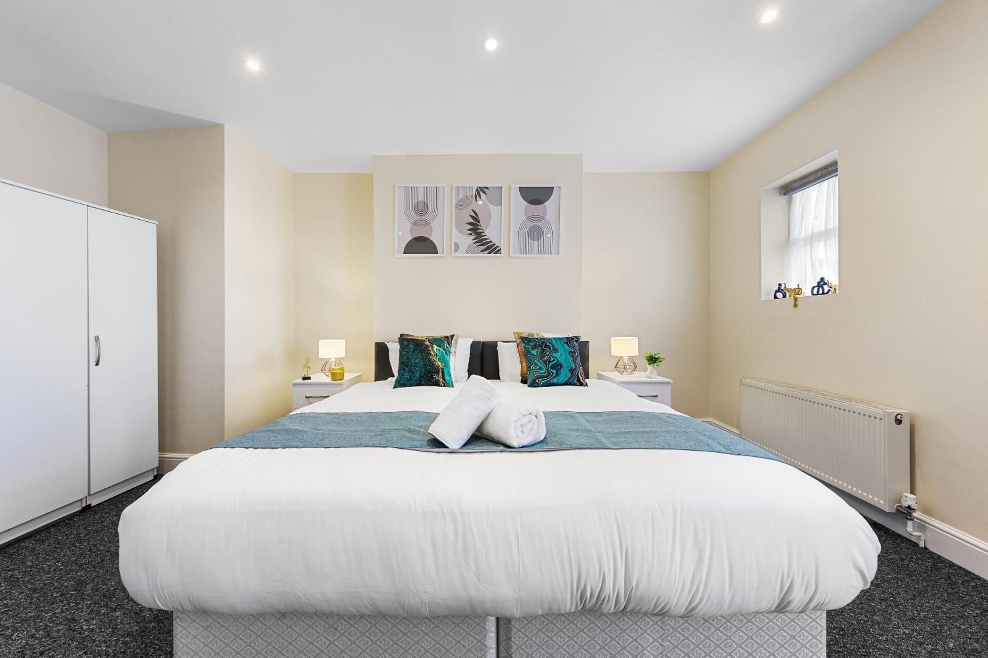 Elegant 2Br London Hideaway- King Bed, Sleeps 6 - Parking- Instant Book- 20 Percent Off Limited Time! Barnet Exterior foto